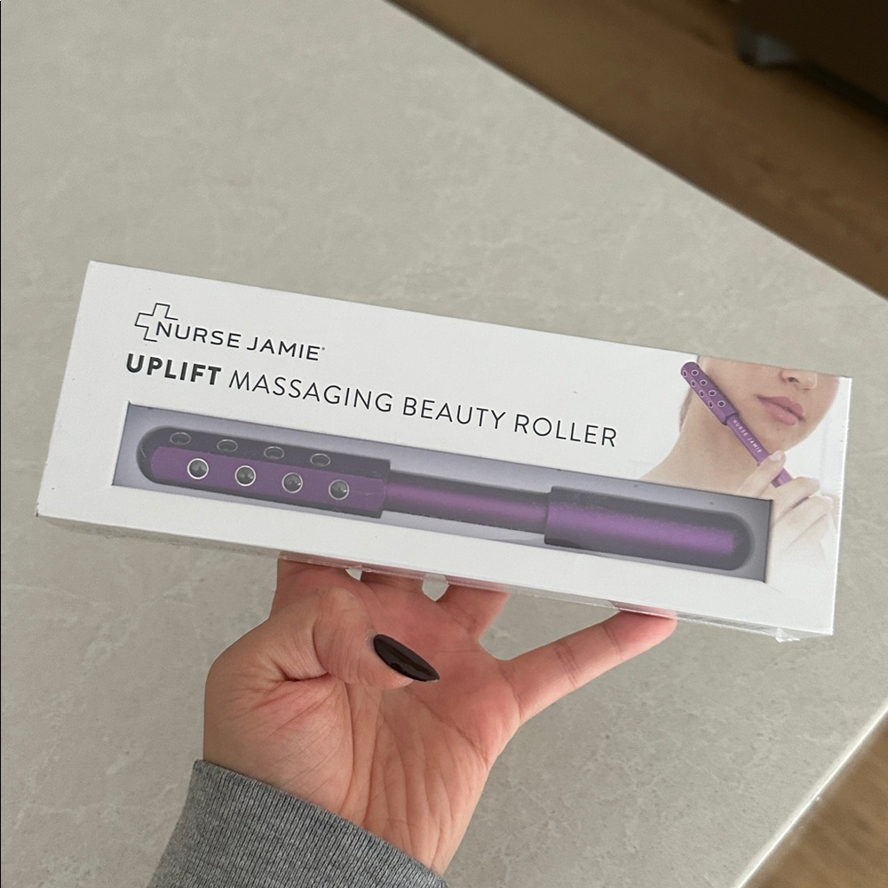 Nurse Jamie Purple Uplift Massaging Beauty Roller